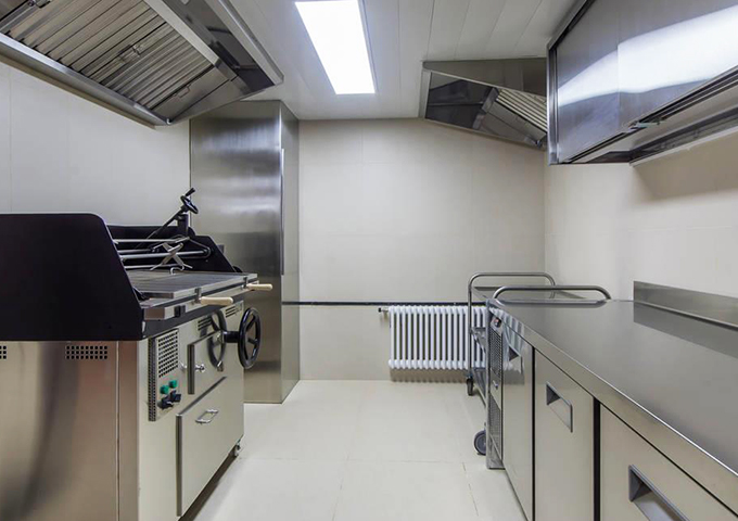 成都本該如此餐飲管理有限公司