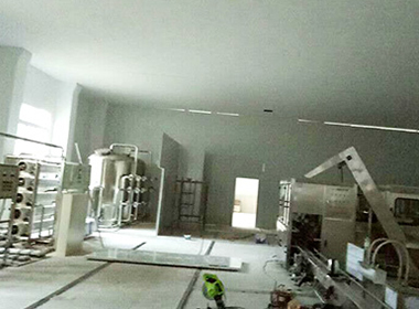 瀘州云龍水礦泉水廠