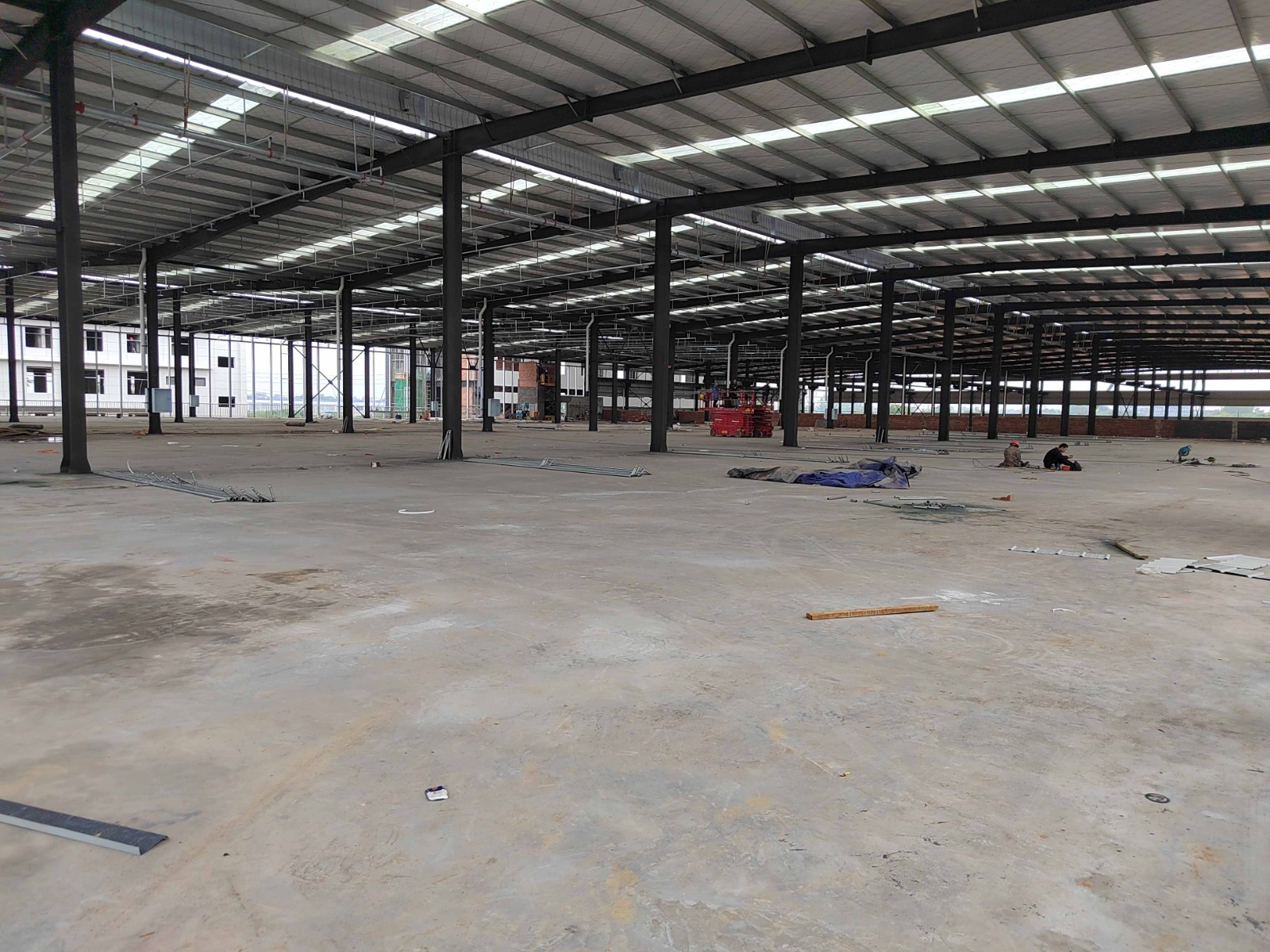 邛崍食品產(chǎn)業(yè)園2500平鋼結(jié)構(gòu)食品廠房出租