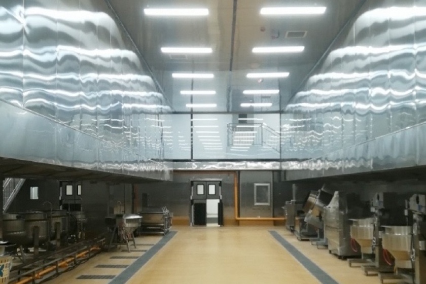 出租青白江食品產(chǎn)業(yè)園區(qū)現(xiàn)房精裝修帶設(shè)備2800平