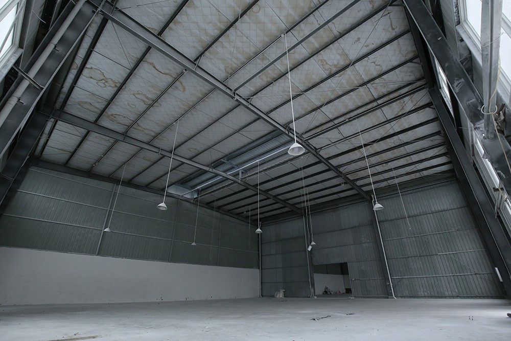 大邑沙渠園區(qū)標準鋼結構廠房出租，歡迎包裝行業(yè)、塑料制品、機械加工、設備制造、節(jié)能環(huán)保、新材料等行業(yè)入駐