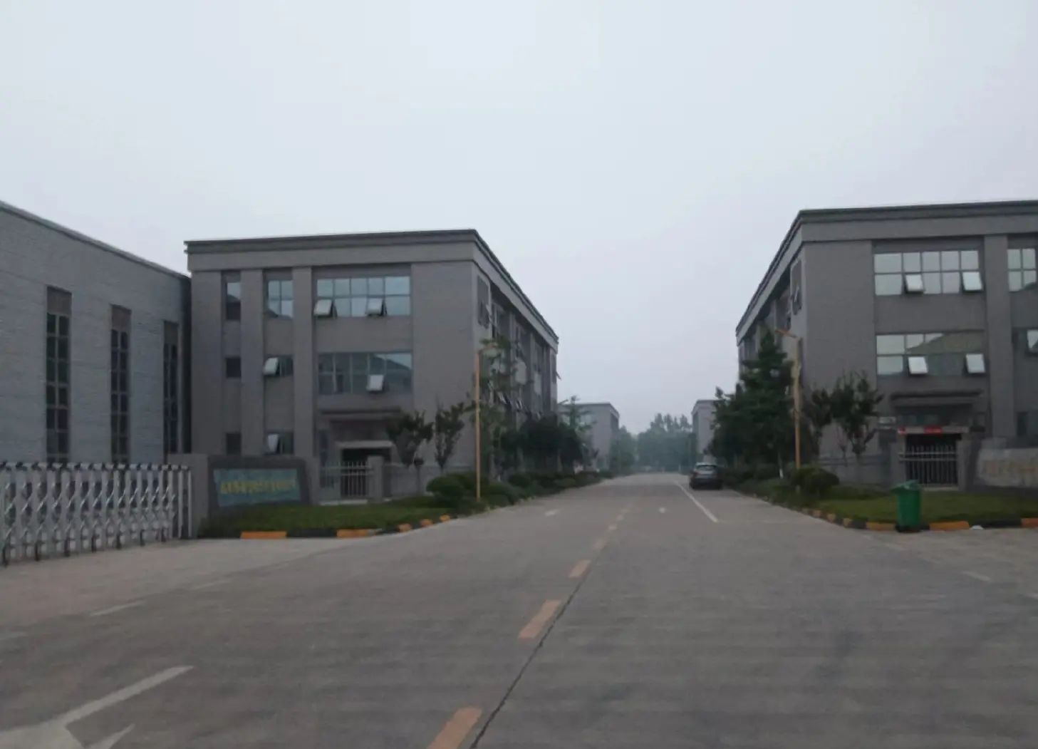 (出租) 淮口鎮(zhèn)廠房對外出租，貨車進(jìn)出方便