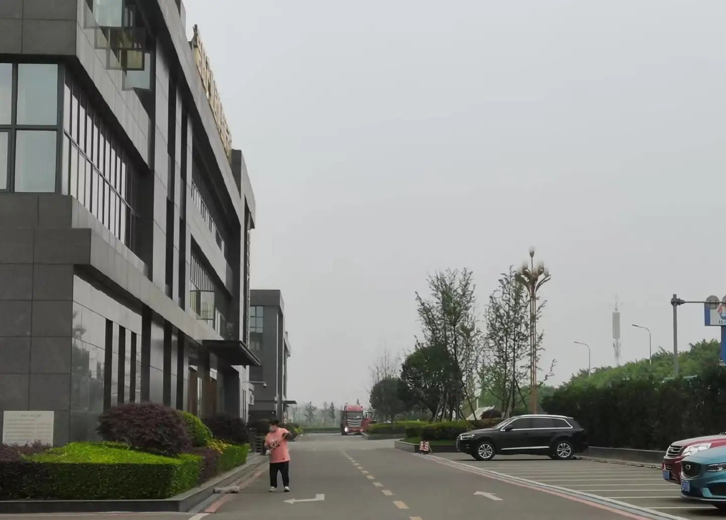 (出租) 淮口鎮(zhèn)廠房對(duì)外出租，貨車進(jìn)出方便