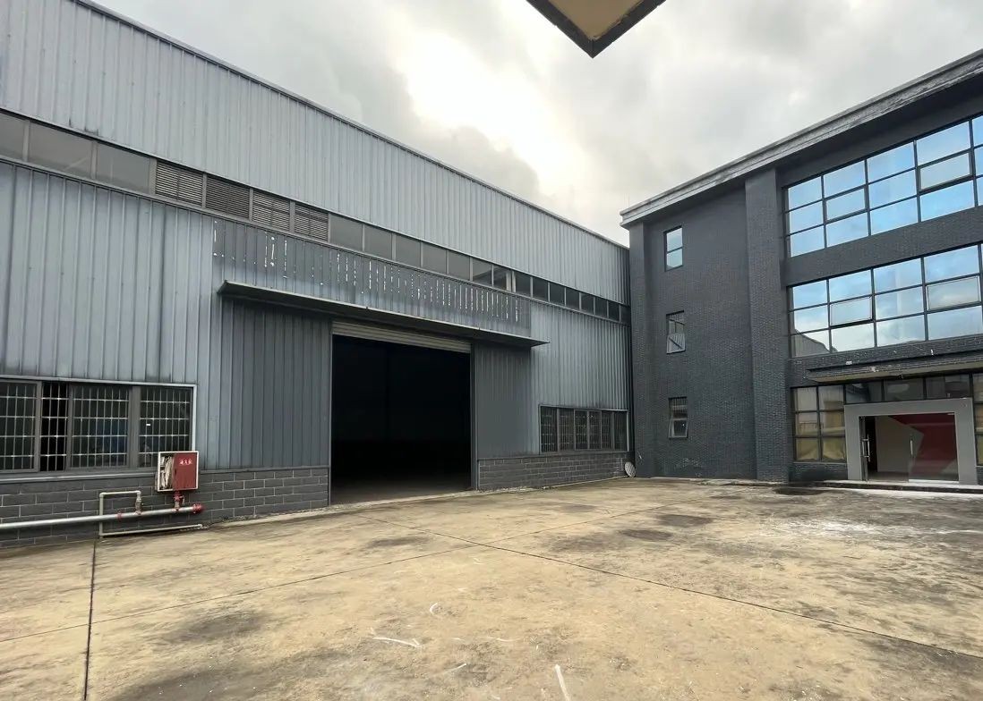 (出租) 出租金堂淮口成阿工業(yè)園廠房，獨(dú)棟廠房出去，實(shí)時(shí)拍攝，超低電價(jià)