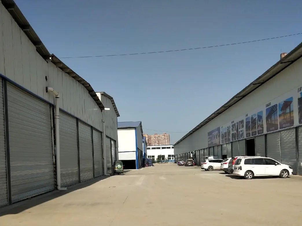 (出租) 標(biāo)準(zhǔn)廠房，水電路三通，有航車，天然氣