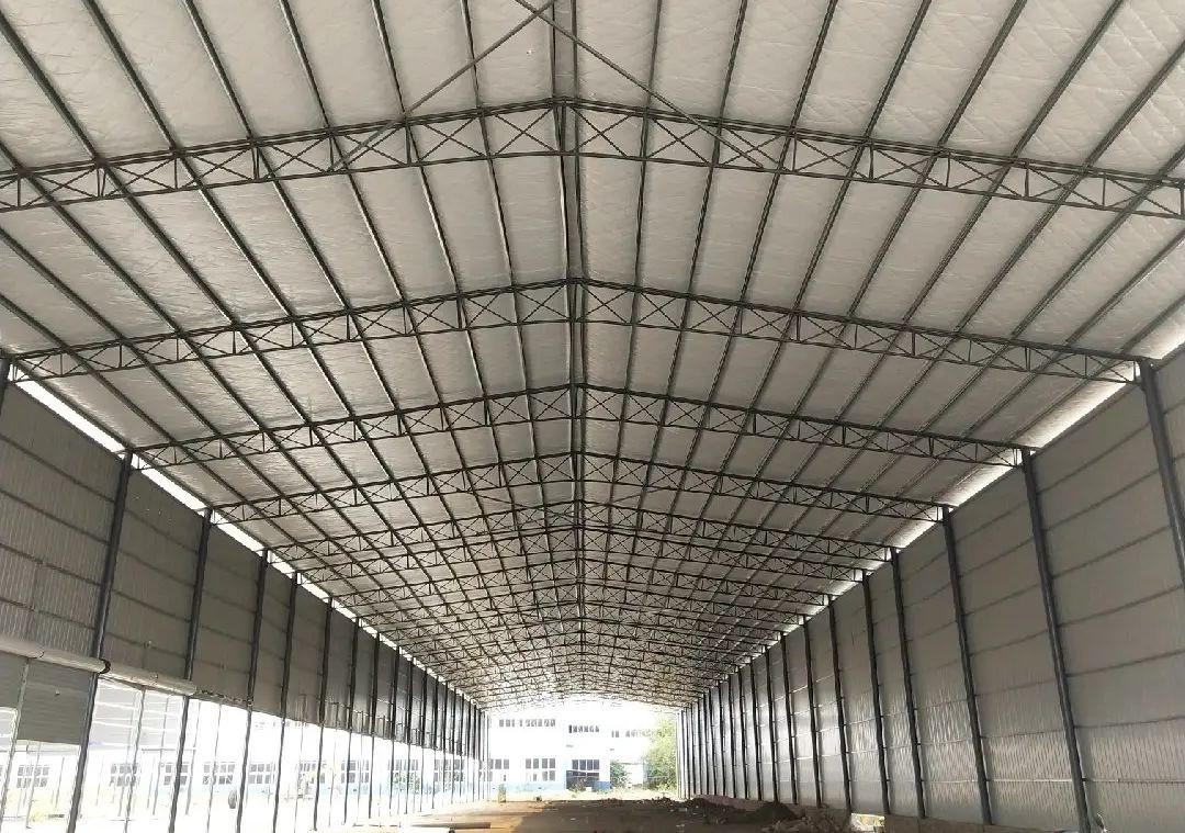 (出租) 標(biāo)準(zhǔn)廠房，水電路三通，有航車，天然氣