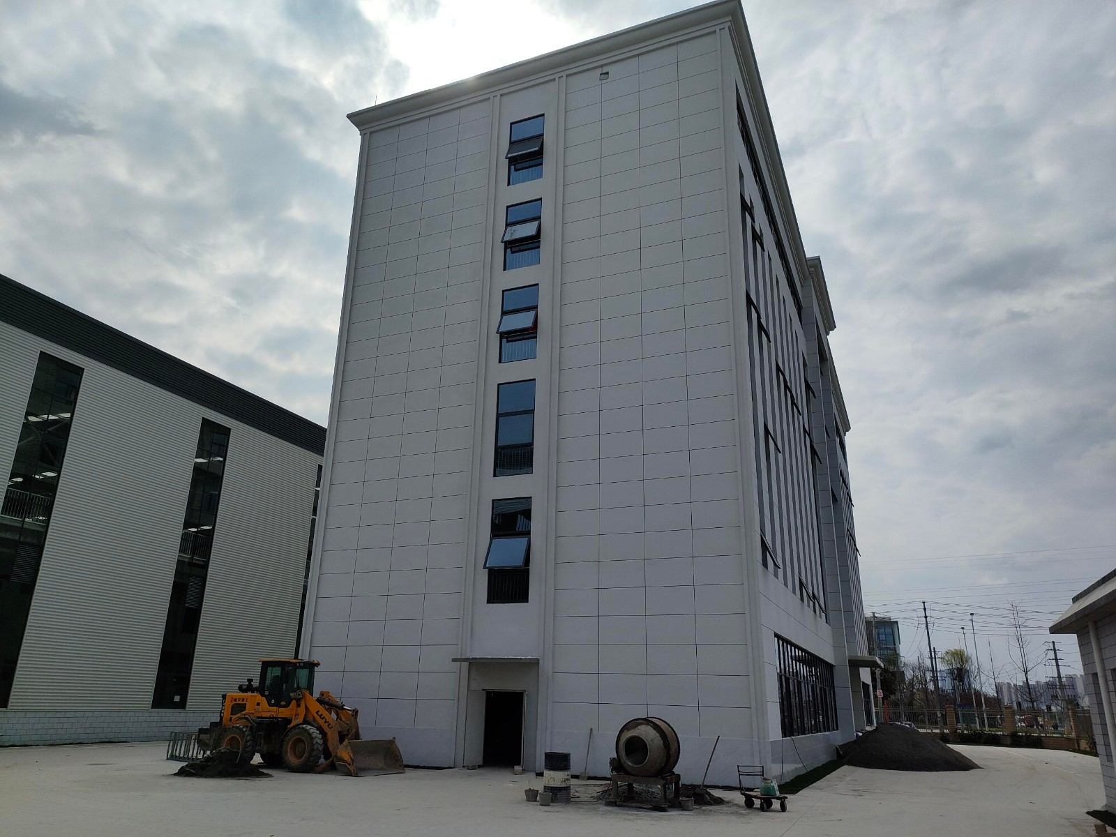 邛崍食品產(chǎn)業(yè)園蛋糕面包工廠出租1500㎡