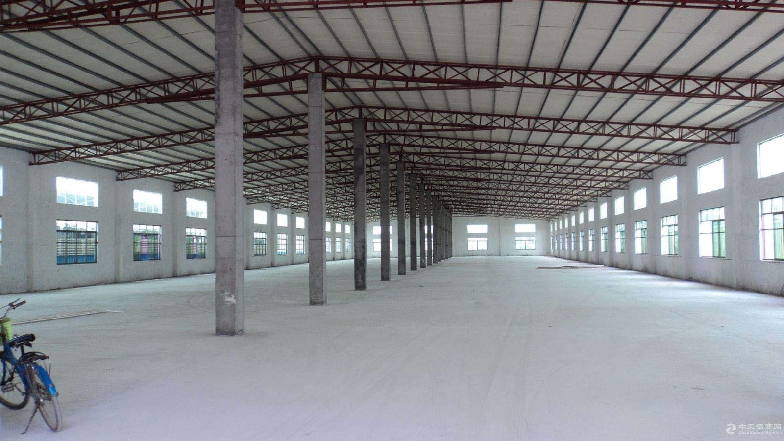 彭州3400平米香腸臘肉廠房出租