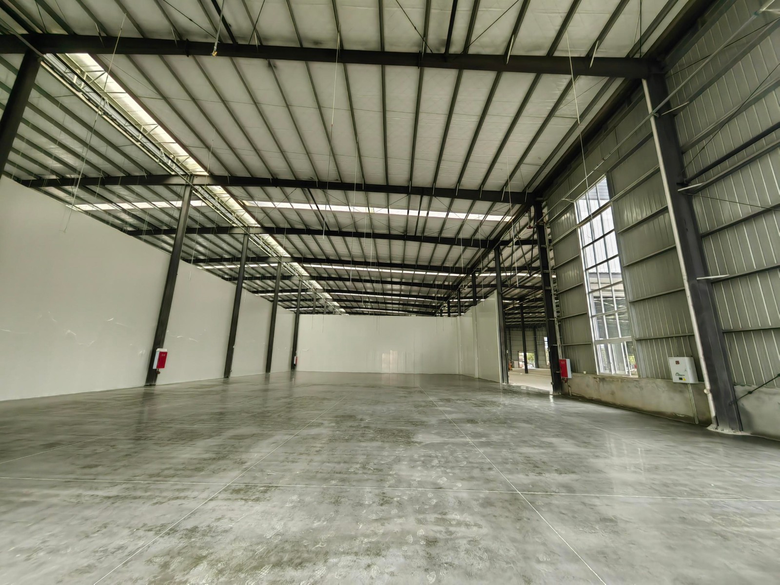 溫江2500平米毛肚黃喉加工廠房出租