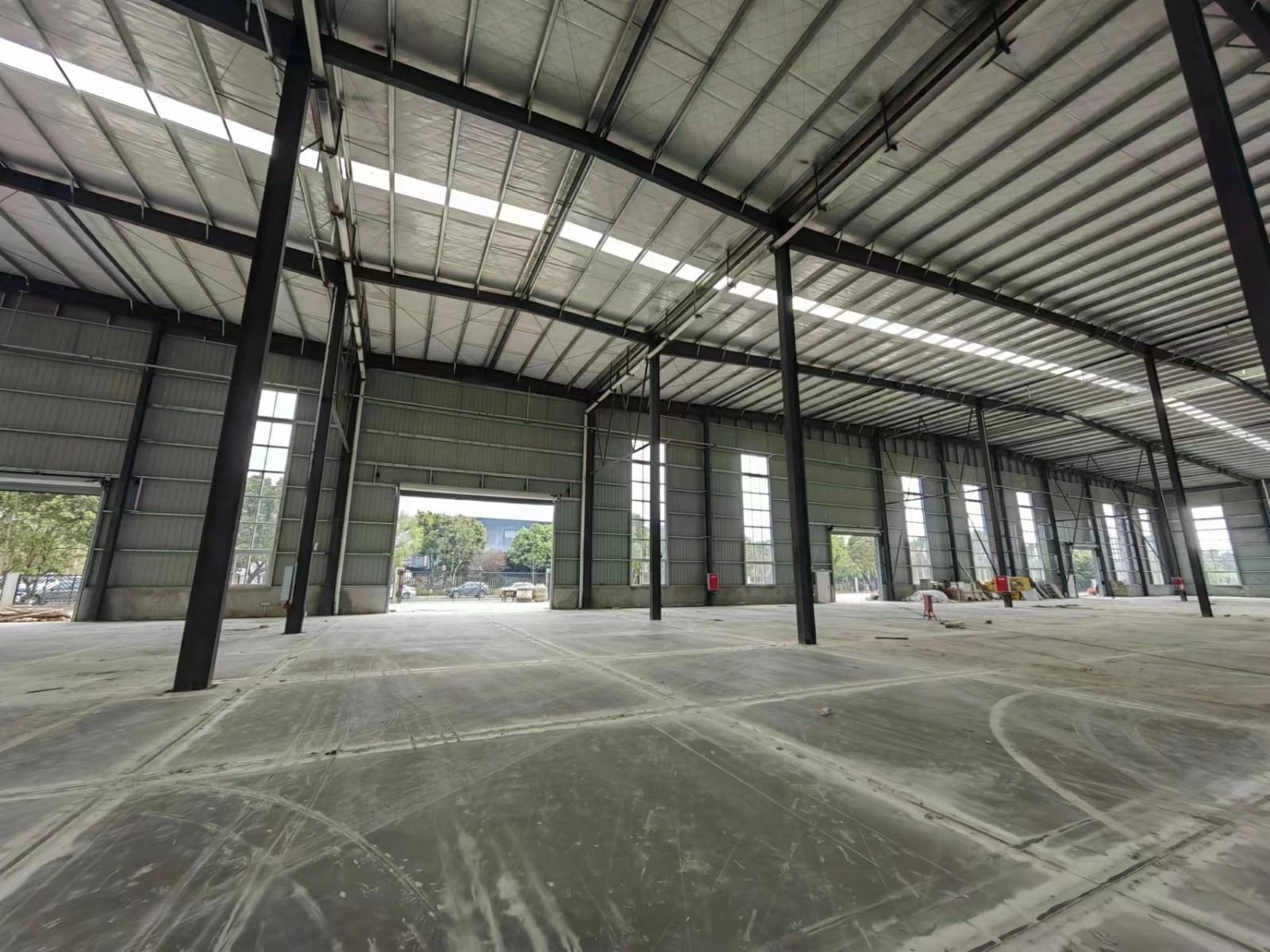 雙流區(qū)3200平米方便食品加工廠房出租