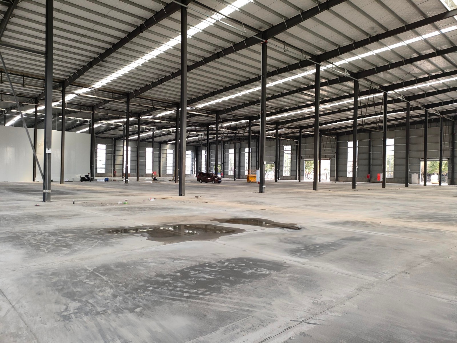 崇州2300平米方便面加工食品廠房出租